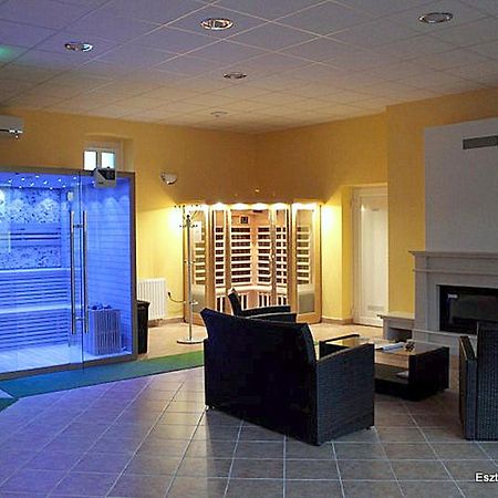 Eszter Apartman Bekescsaba Extérieur photo