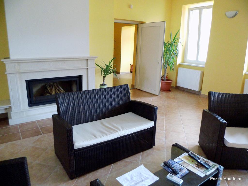 Eszter Apartman Bekescsaba Extérieur photo